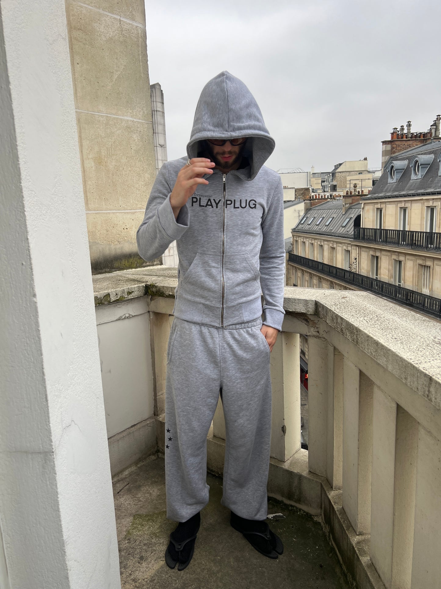 PLAYPLUG Zip-Hoodie