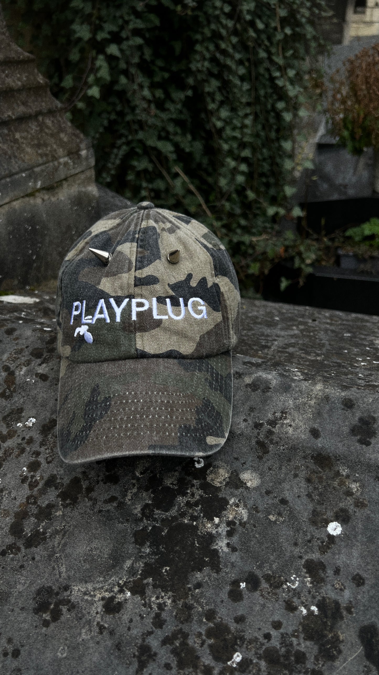 "CAMOPLAY" Cap