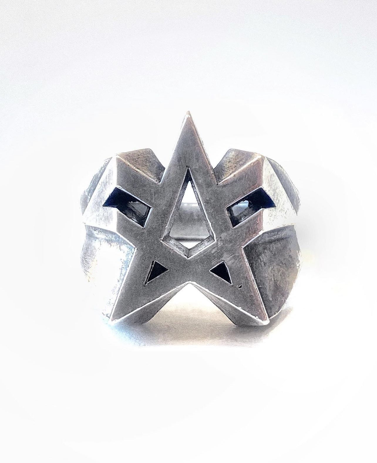 "LOGO" Ring